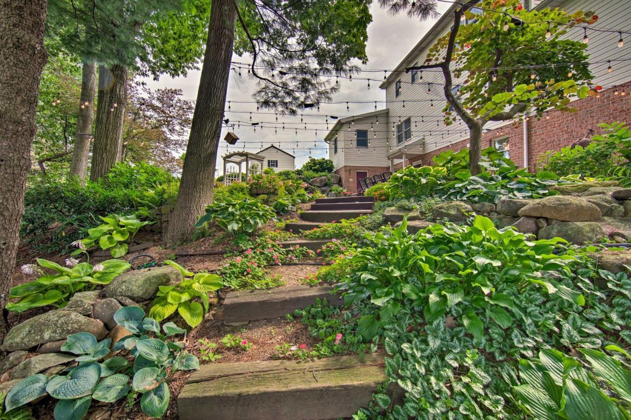 Charming Apartment With Yard And Beautiful Gardens! Manheim Exterior photo