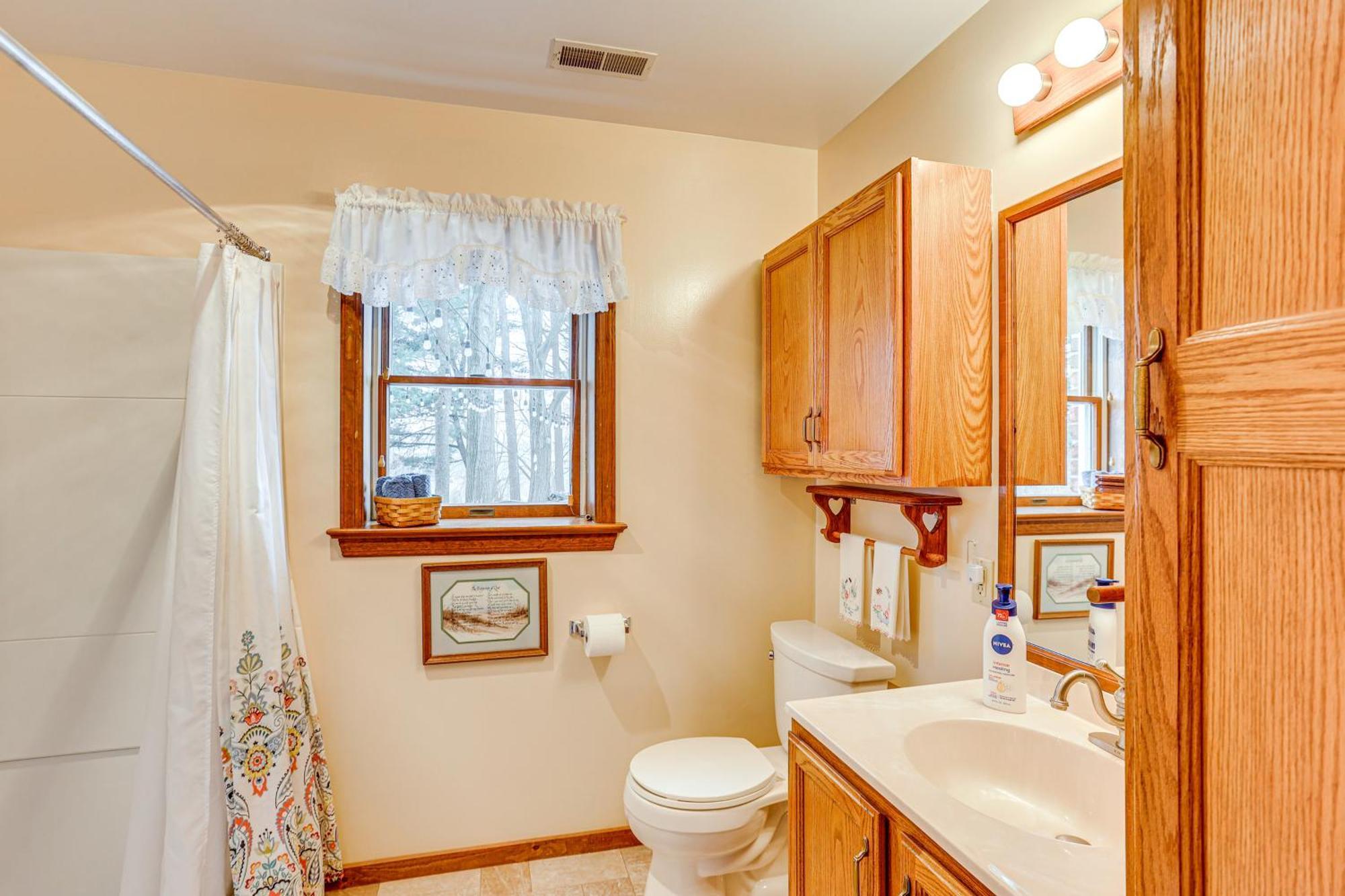 Charming Apartment With Yard And Beautiful Gardens! Manheim Exterior photo