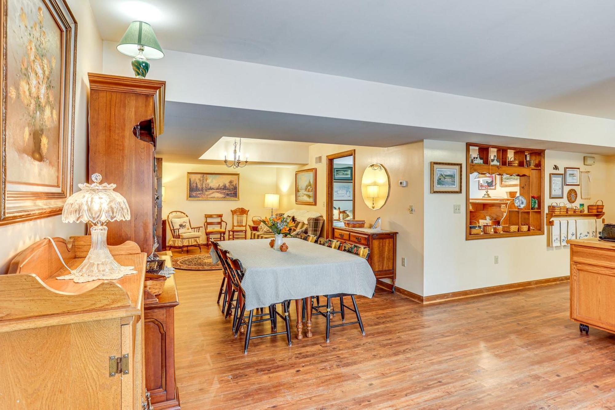 Charming Apartment With Yard And Beautiful Gardens! Manheim Exterior photo